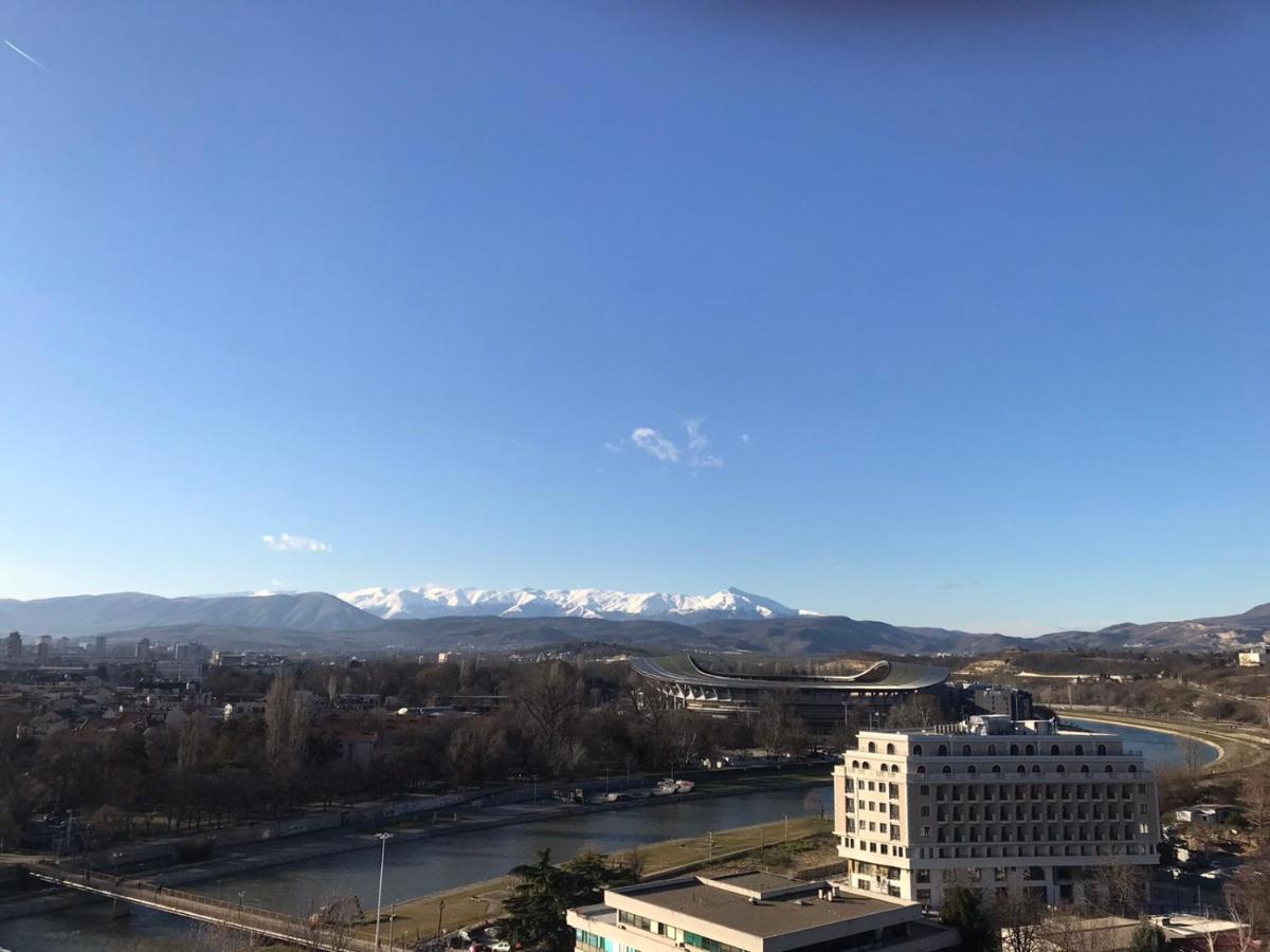 Blue Sky Apartment Skopje Bagian luar foto