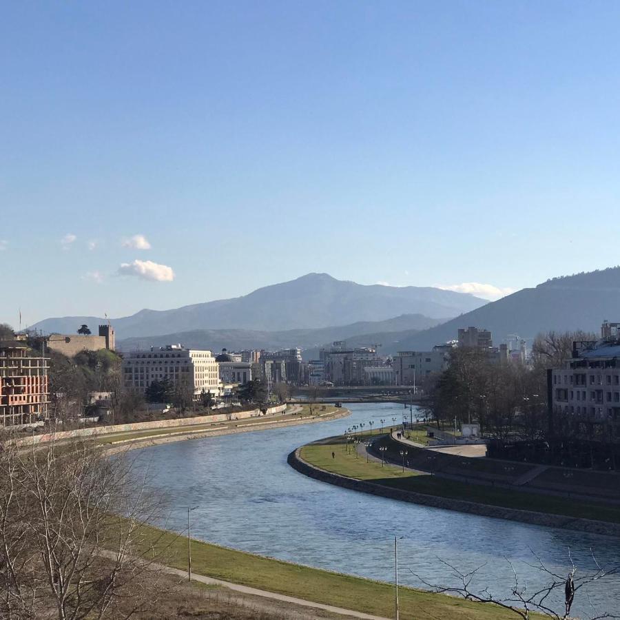 Blue Sky Apartment Skopje Bagian luar foto