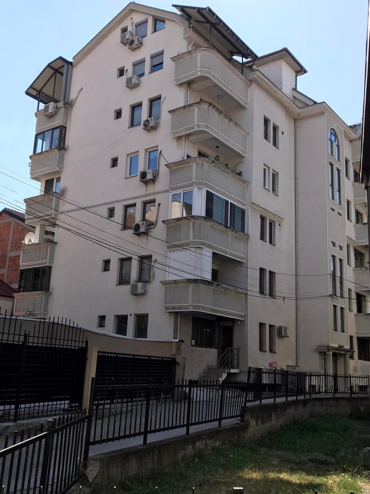 Blue Sky Apartment Skopje Bagian luar foto